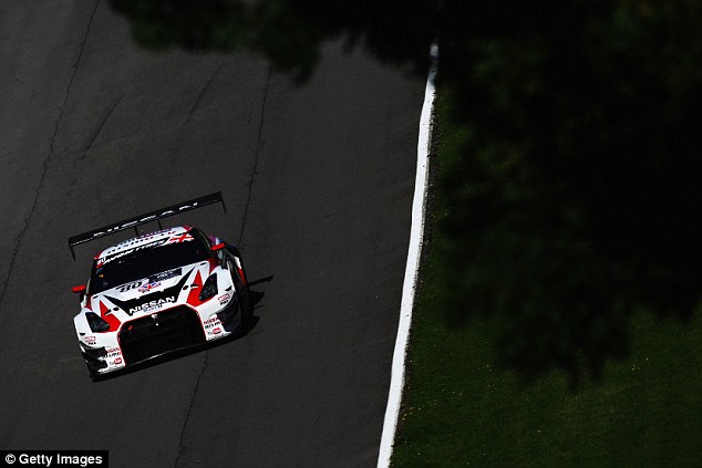 Nurburgring 10 29-3-2015