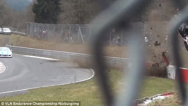 Nurburgring 7 29-3-2015