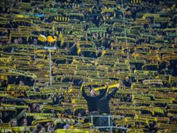 dortmund fans1 14-3-2016