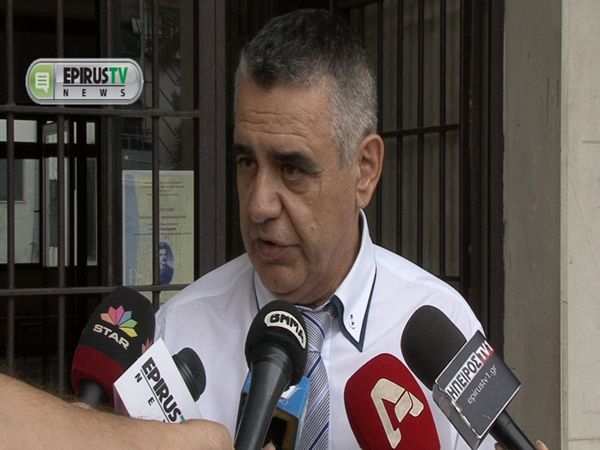 giakoumakh goneis3 dikhgoros 9-8-2016