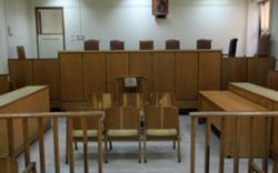 dikastirio 17-9-2016