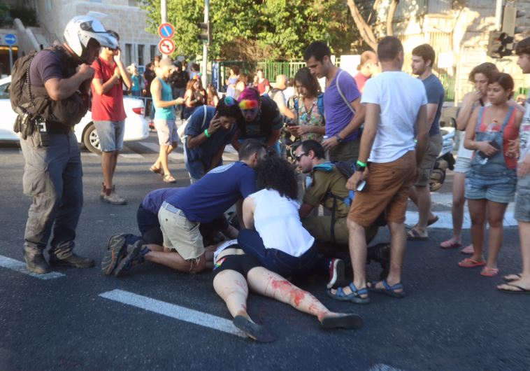 GayPride attack5  30-7-2015